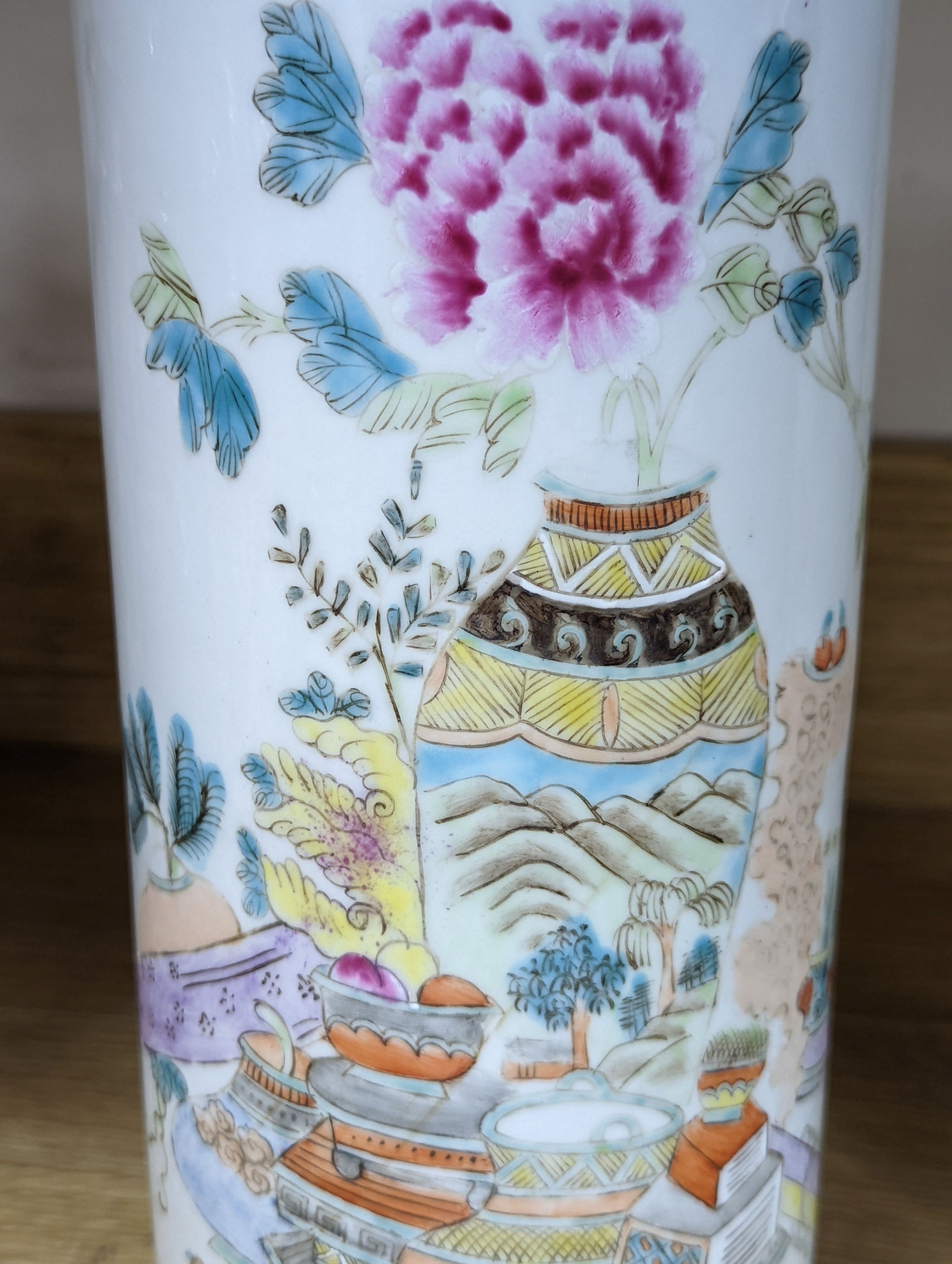 A pair of Chinese famille rose cylindrical vases 27cm